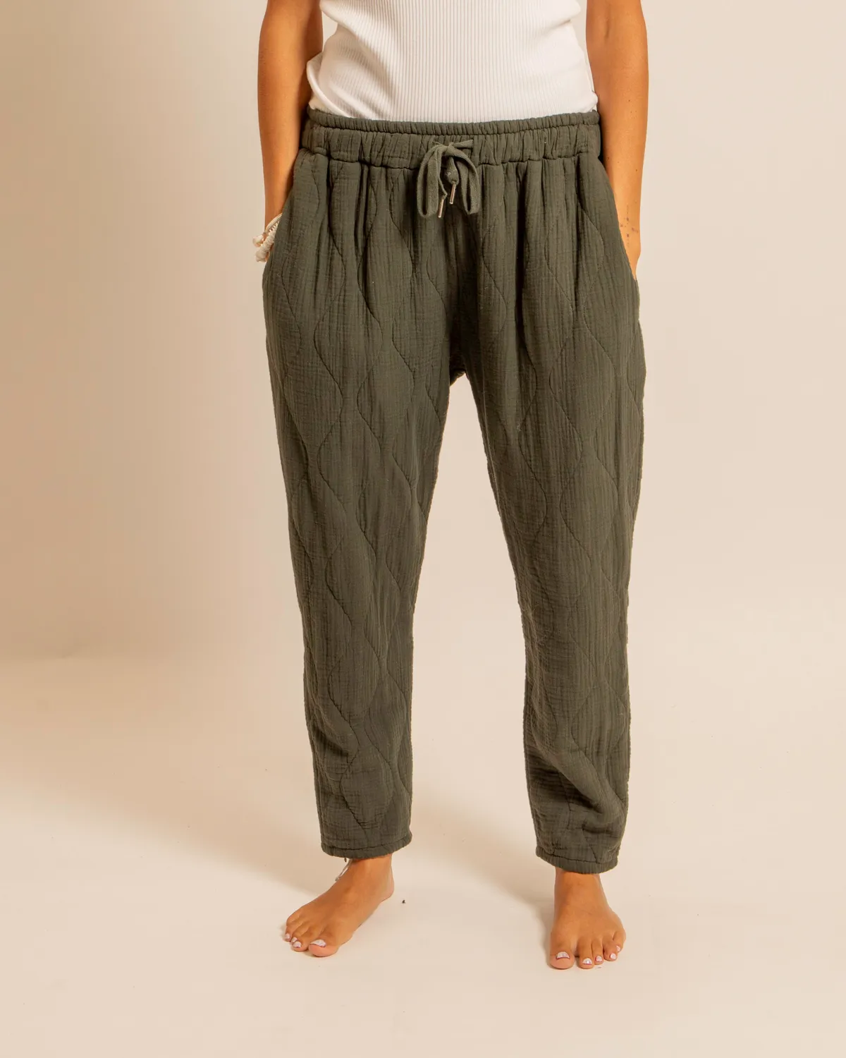 AOKYANOS Boston pantalon kaki gaze coton matelassé