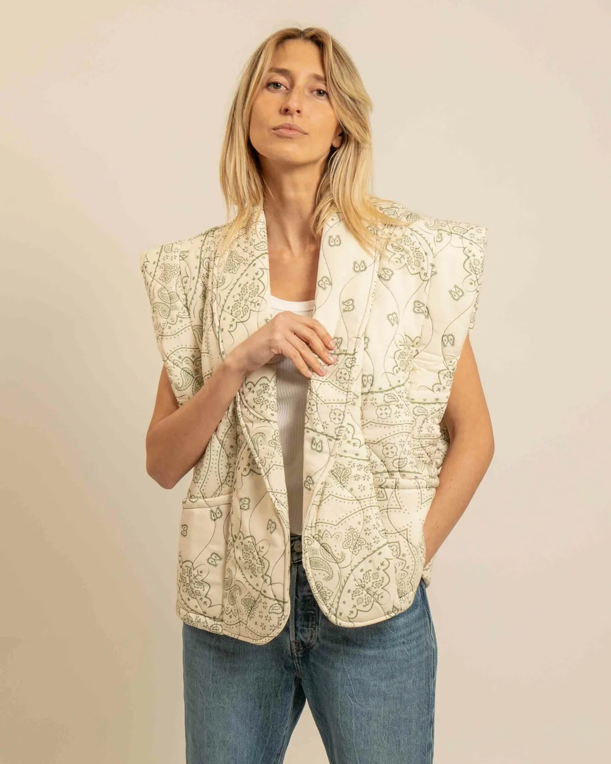 AOKYANOS Brooklyn Bandanas Crème gilet matelassé viscose