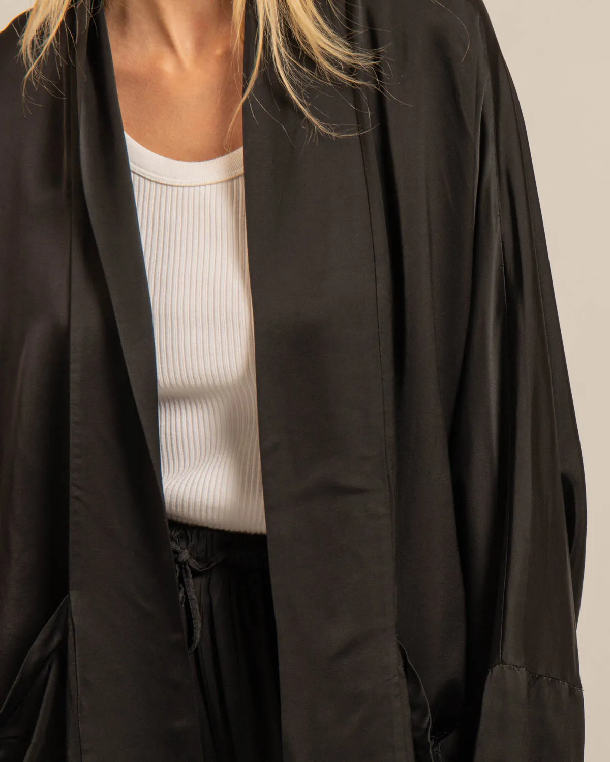 AOKYANOS Chicago Noir Light veste kimono noire viscose
