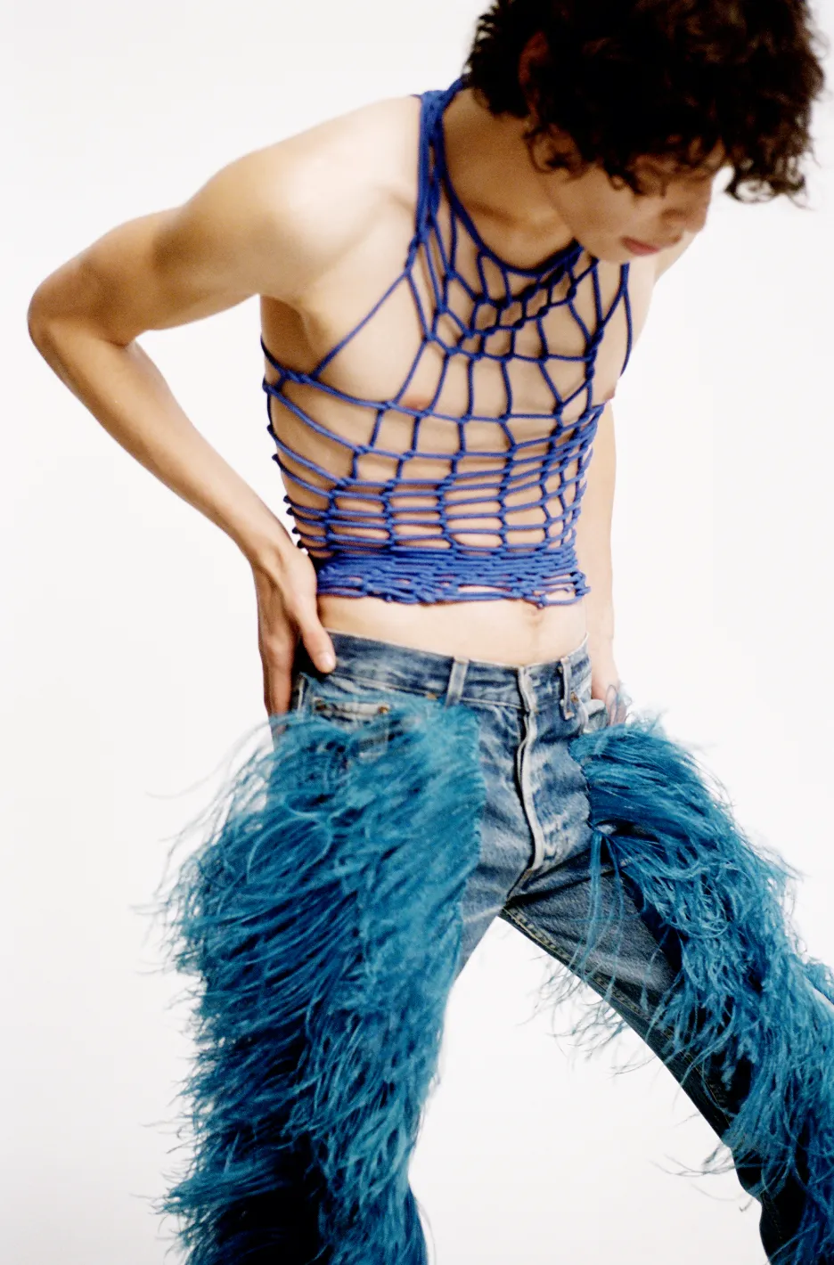 Jeanne Friot Jean Bleu à Plumes pantalon denim sur-mesure