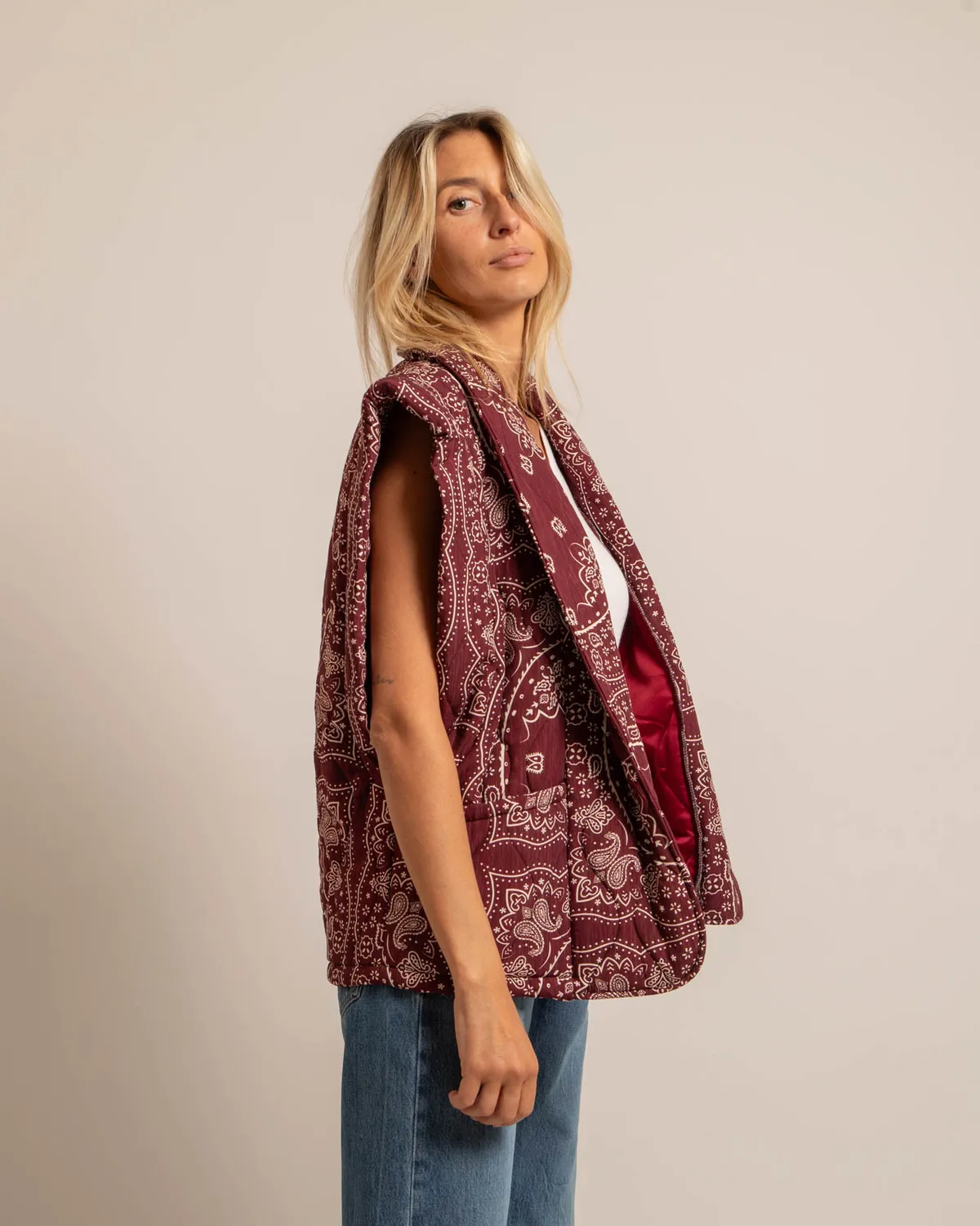 Aokyanos Brooklyn Bandanas gilet bordeaux matelassé