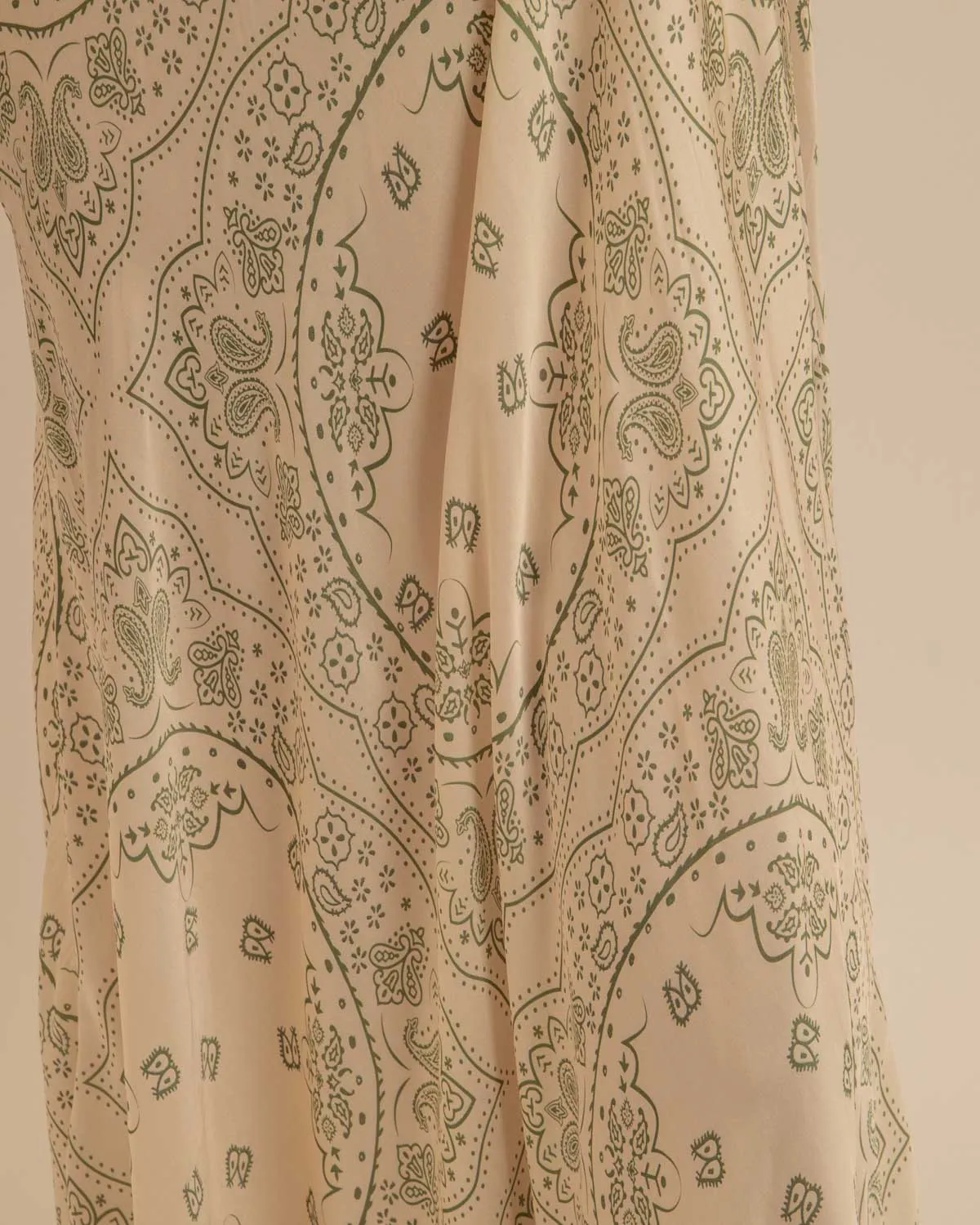 AOKYANOS Buffalo robe crème bandana viscose fluide