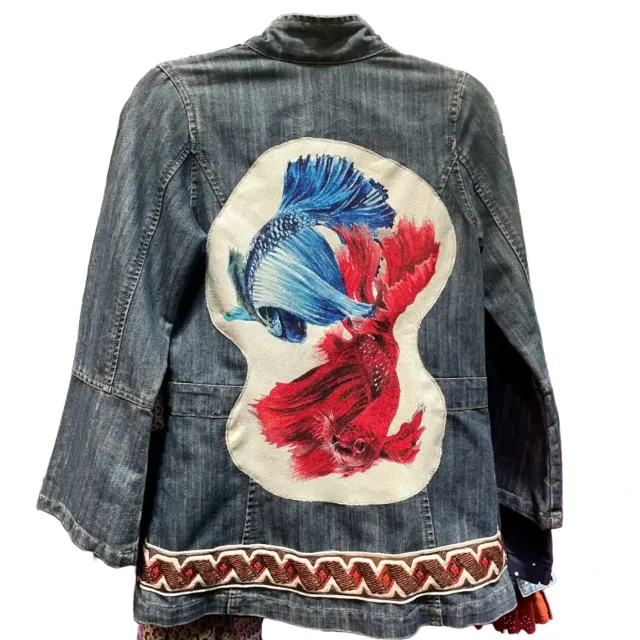 La Fée Bidule Coy veste jean carpes customisée