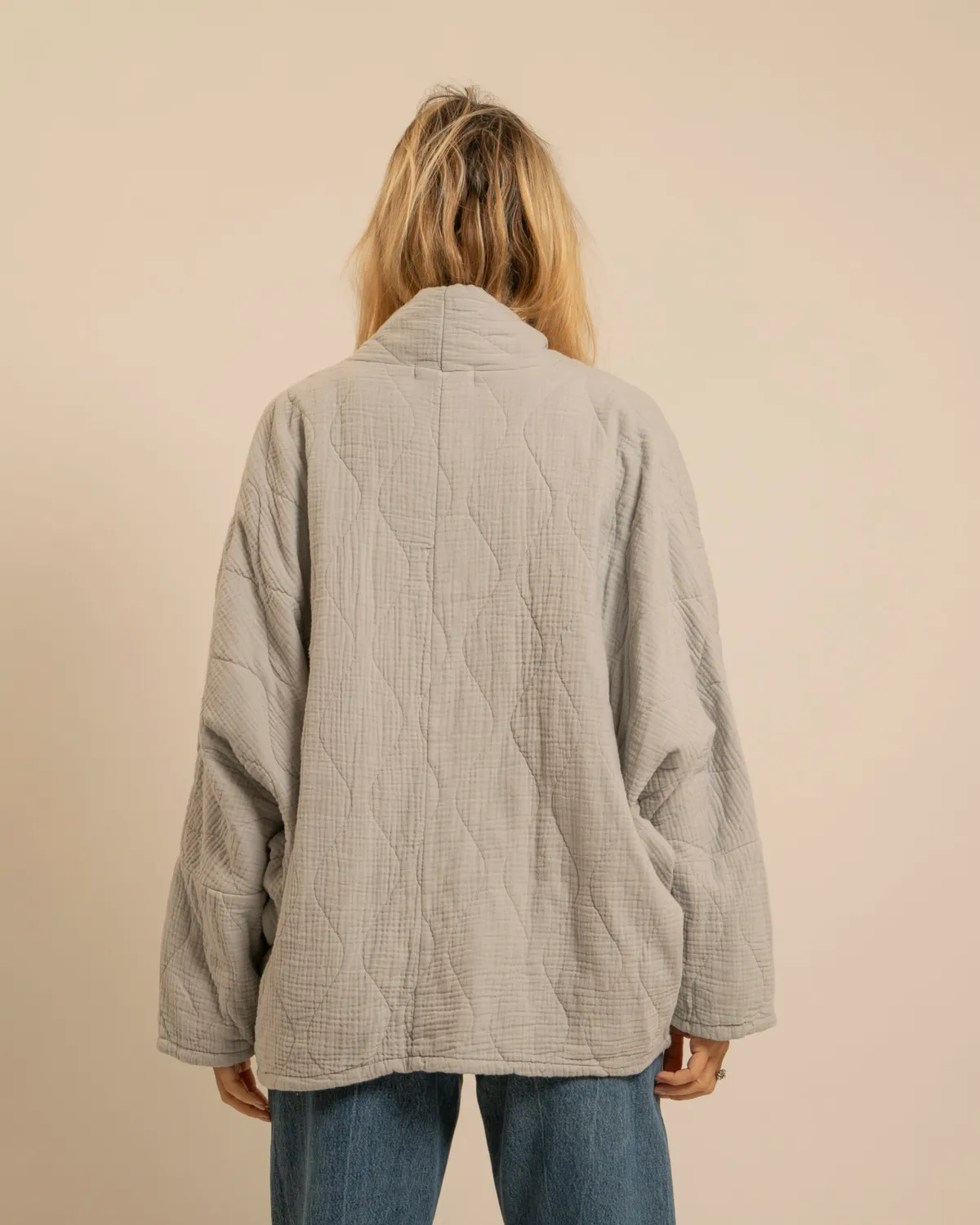 Aokyanos Chicago veste grise kimono matelassée