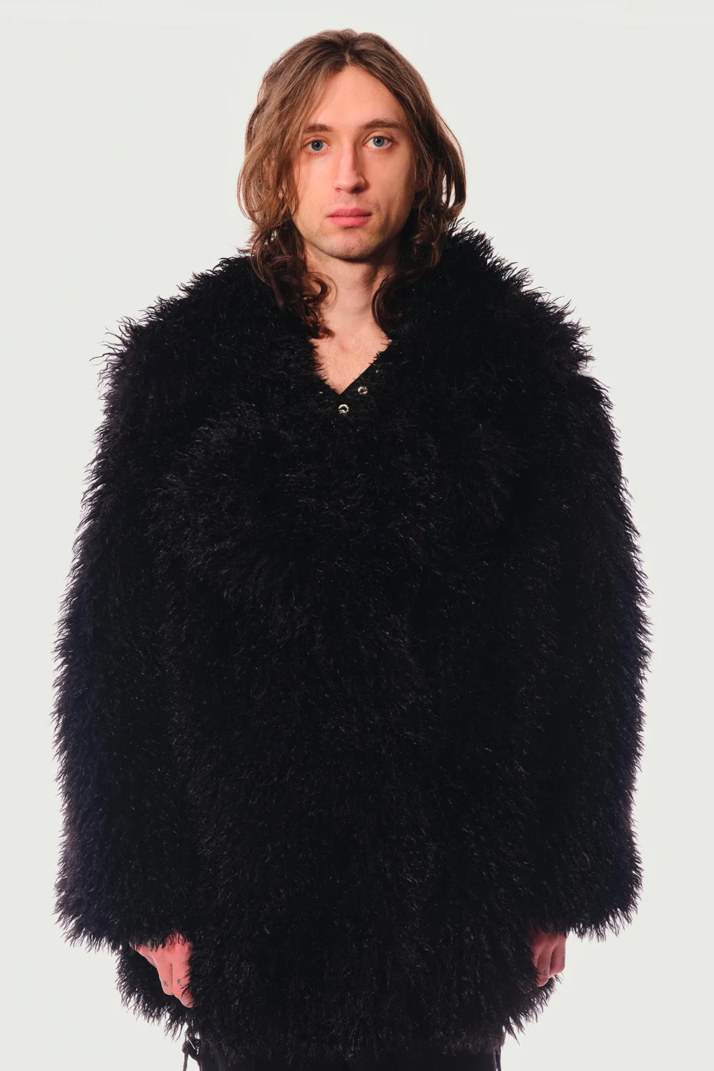 JEANNE FRIOT Debbie Coat manteau noir fausse fourrure